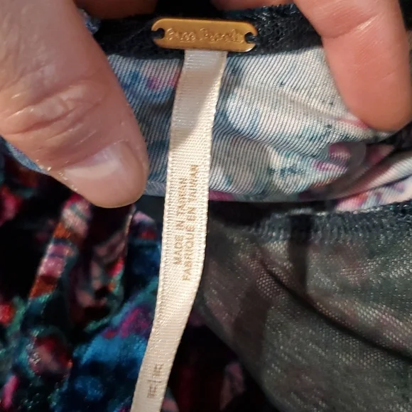 Free People Velvet Rose Jumpsuit SZ MD - Picture 8 of 12